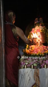 Jagadguru Sri Sri Sri Vidhushekhara Bharati Sannidhanam, performing Maha Mangalarati to Sri Rishyashringeshwara Swami